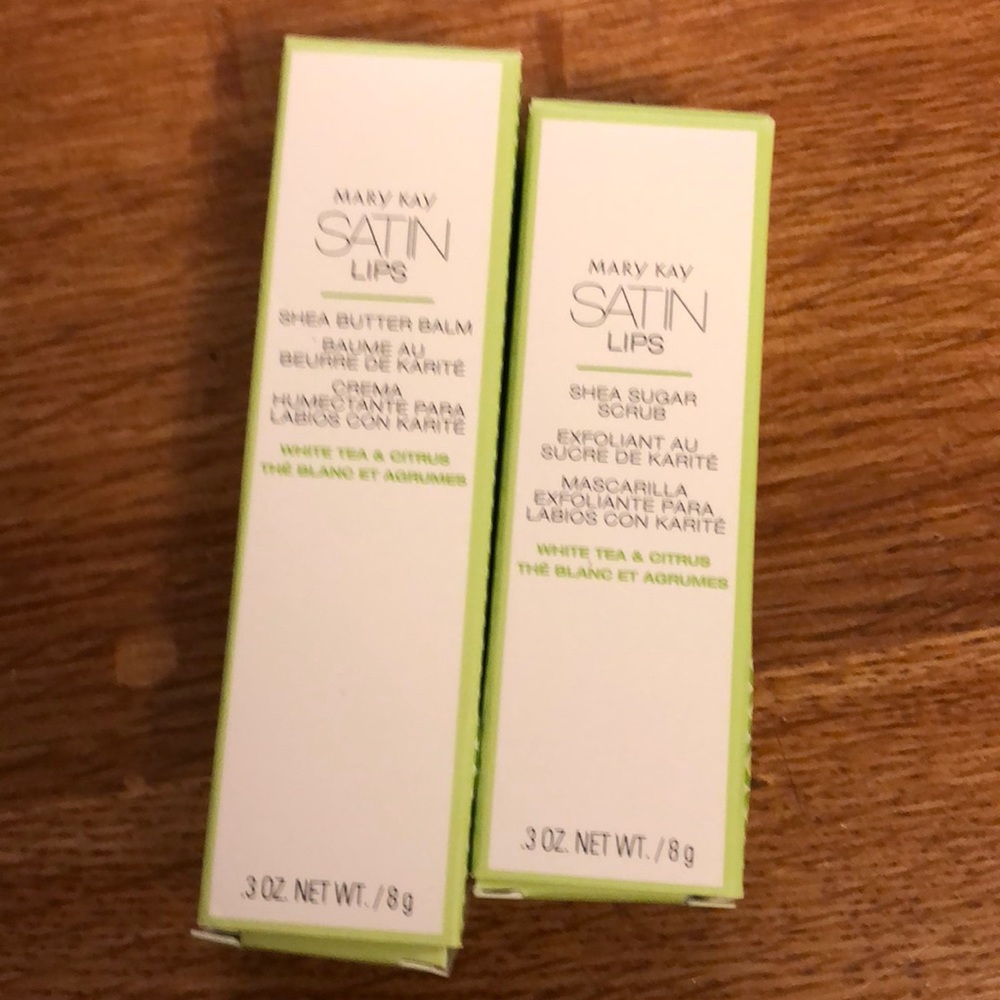Satin lips
